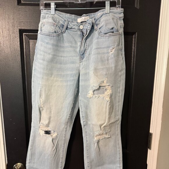 Judy blue Boyfriend Fit Stretch Denim Light Blue 9/29 - Picture 1 of 3